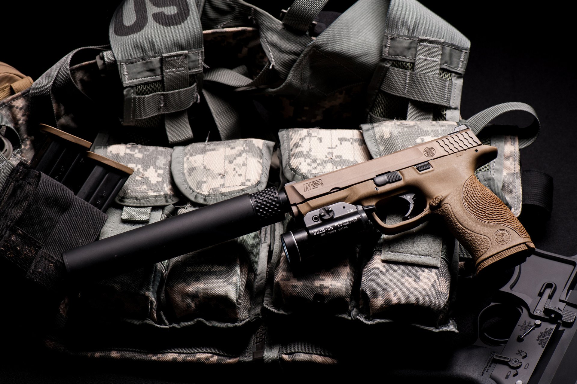 смит&wesson м&р vtac пистолет глушитель фонарик