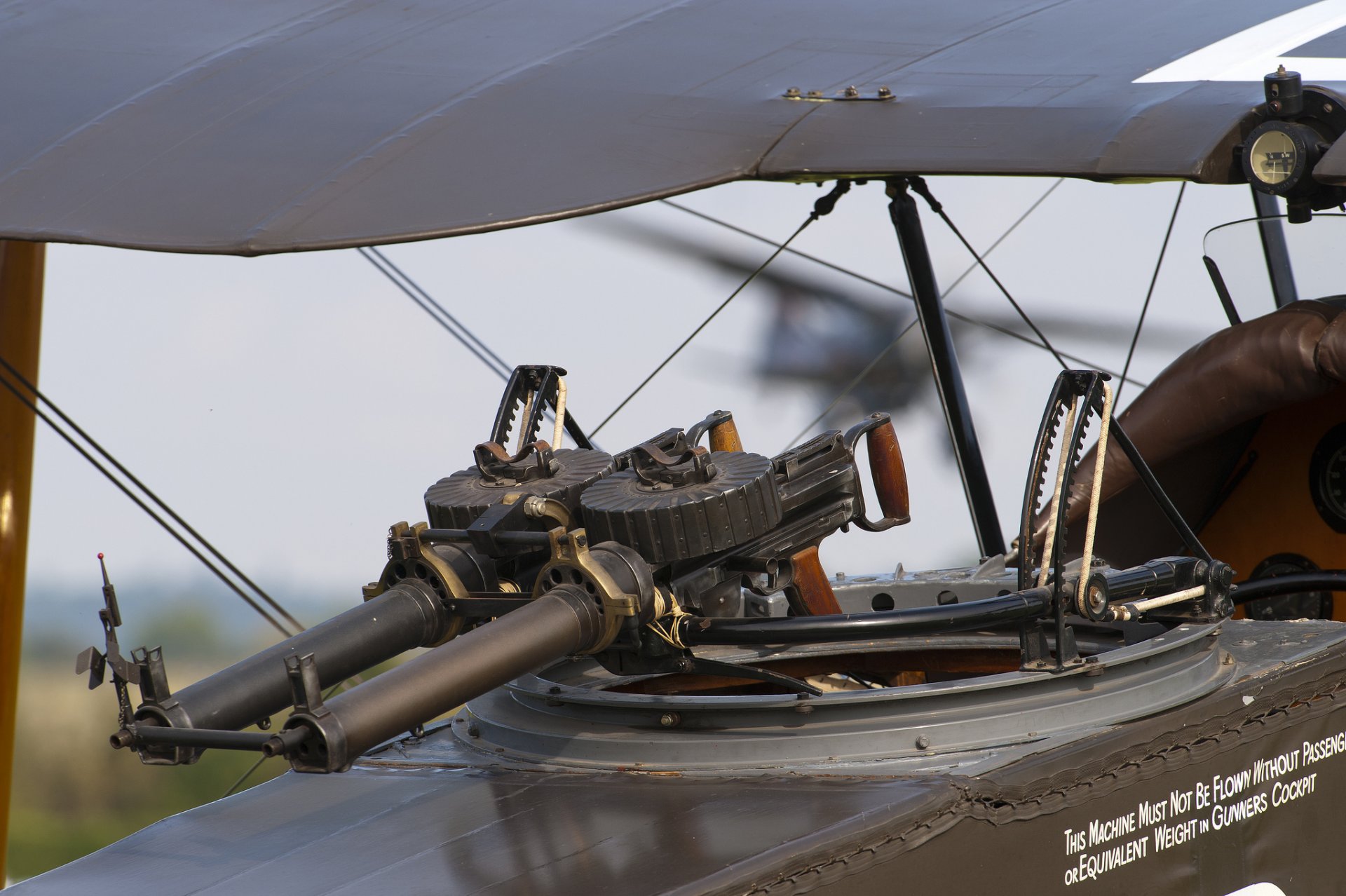 avión ala cabina lewis lewis tiempos primera mundial guerra armas