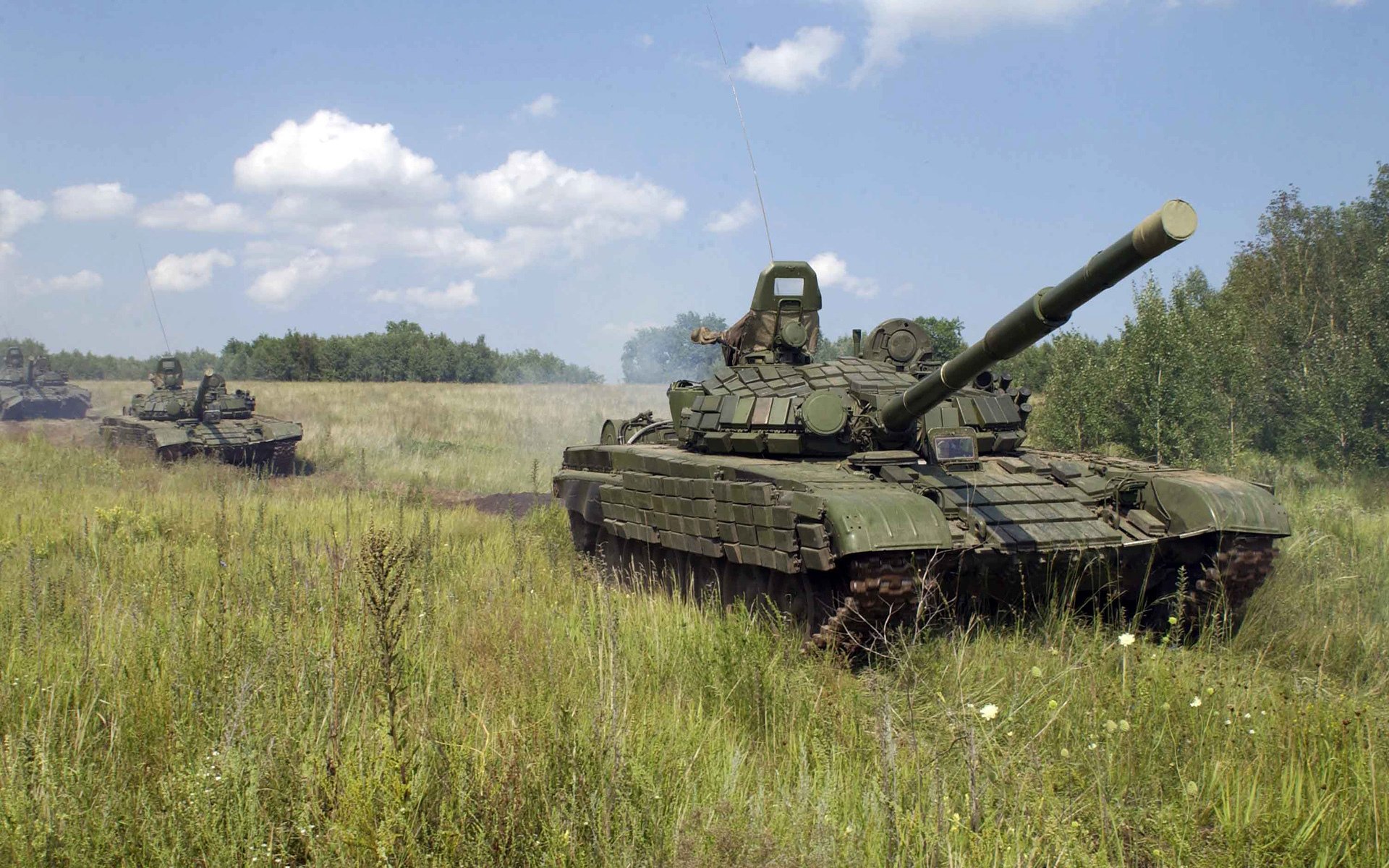 t - 72 b tanque rusia mbt equipo militar