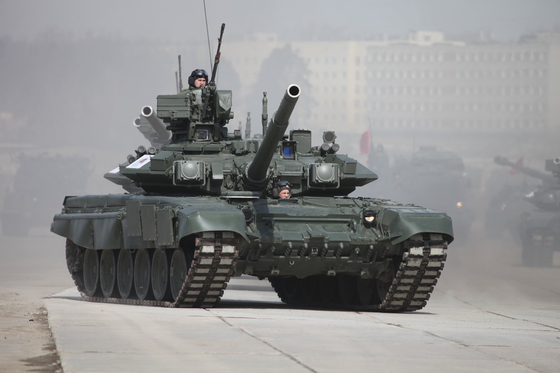 route béton réservoir t-90 tankistes forces armées russes