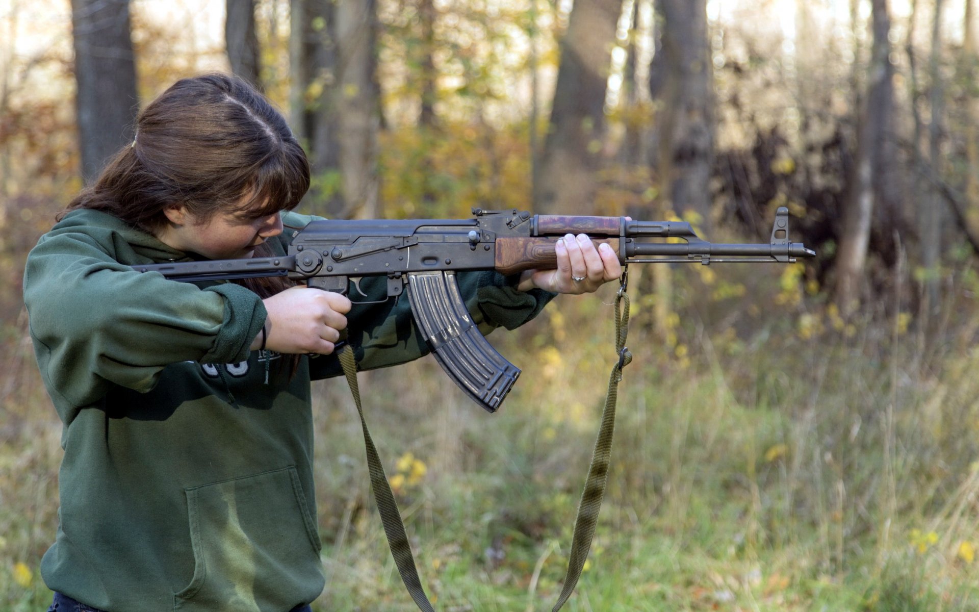 ak-47 maschinengewehr waffe mädchen