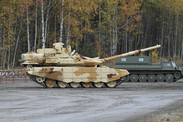 Увз танк и бронетехника в России вместе с военной техникой т-90 мс