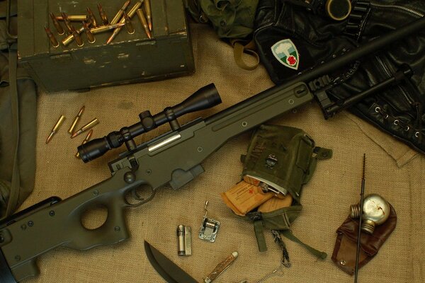 Снайперская винтовка английского производства и патроны