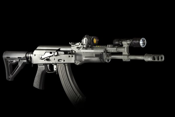 Automatic flashlight assault rifle