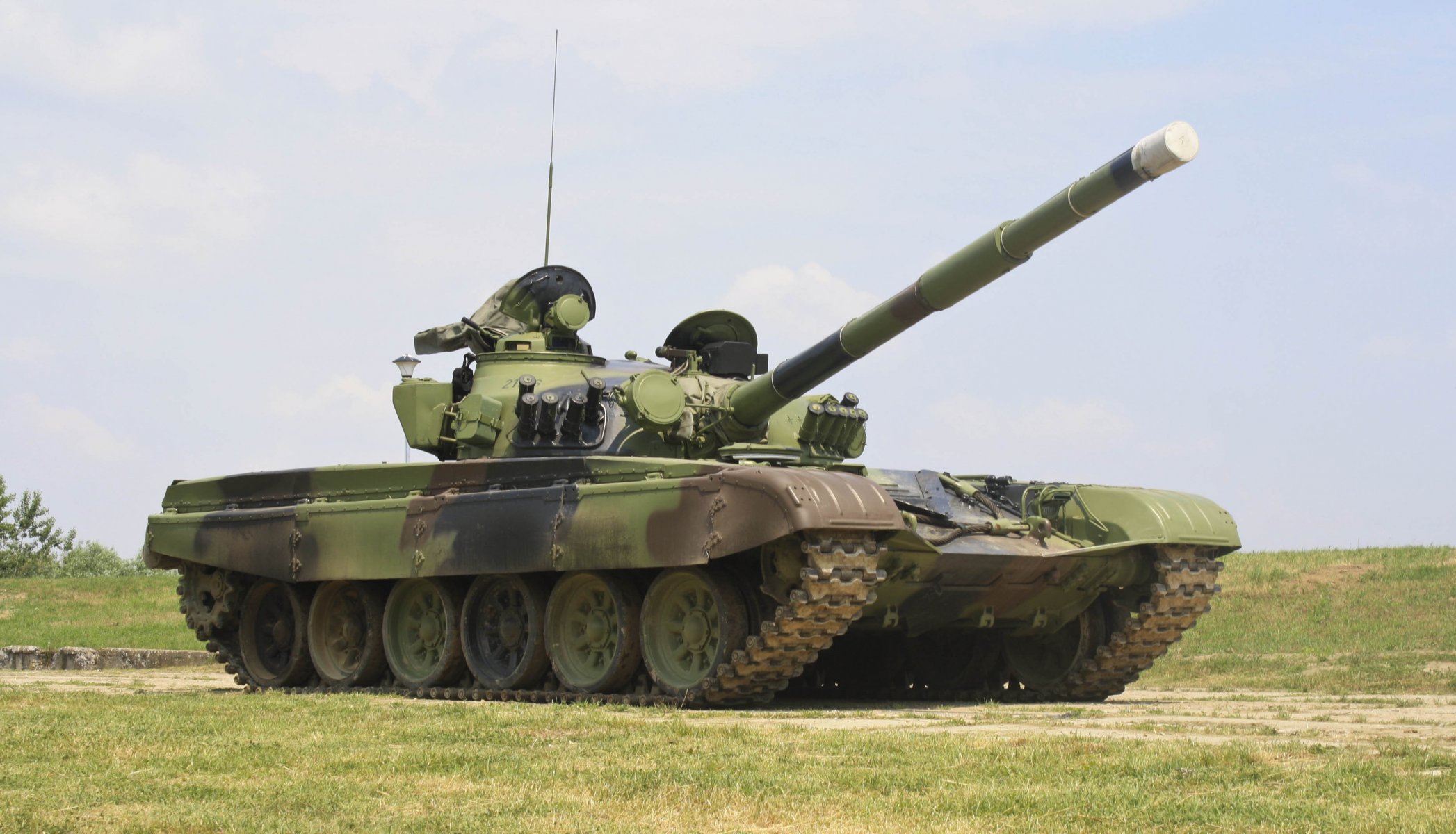 m-84 tanque de batalla principal fuerzas armadas de serbia