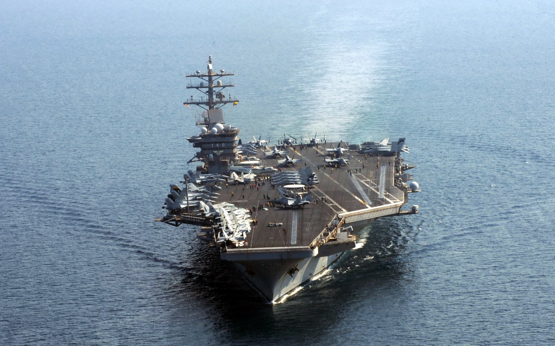 uss dwight d. eisenhower portaerei armi