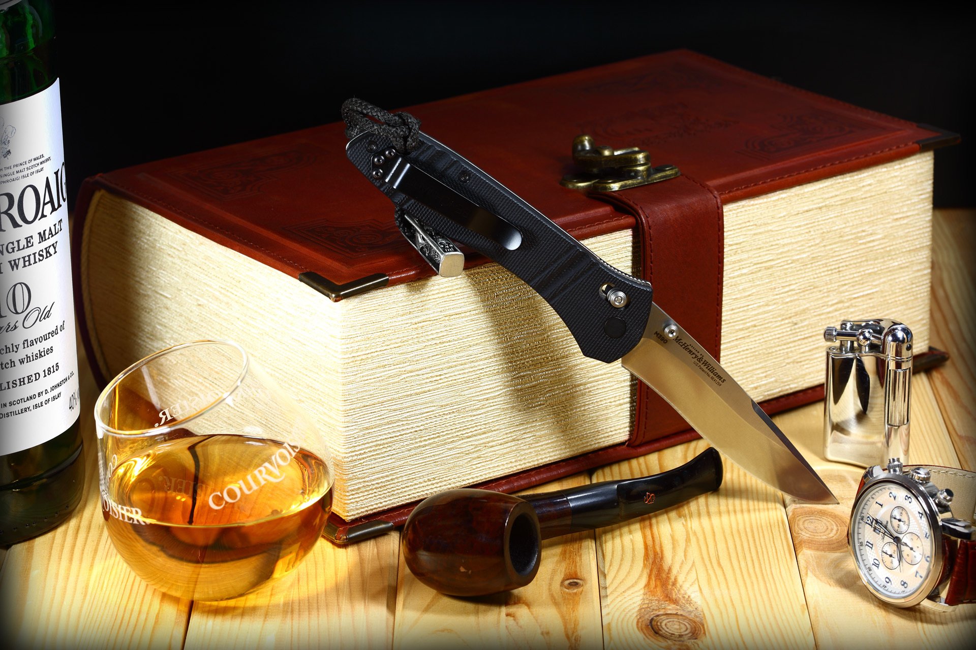 coltello pieghevole benchmade mchenry e williams m390 .whisky bicchiere di vino tubo accendino orologio cofanetto