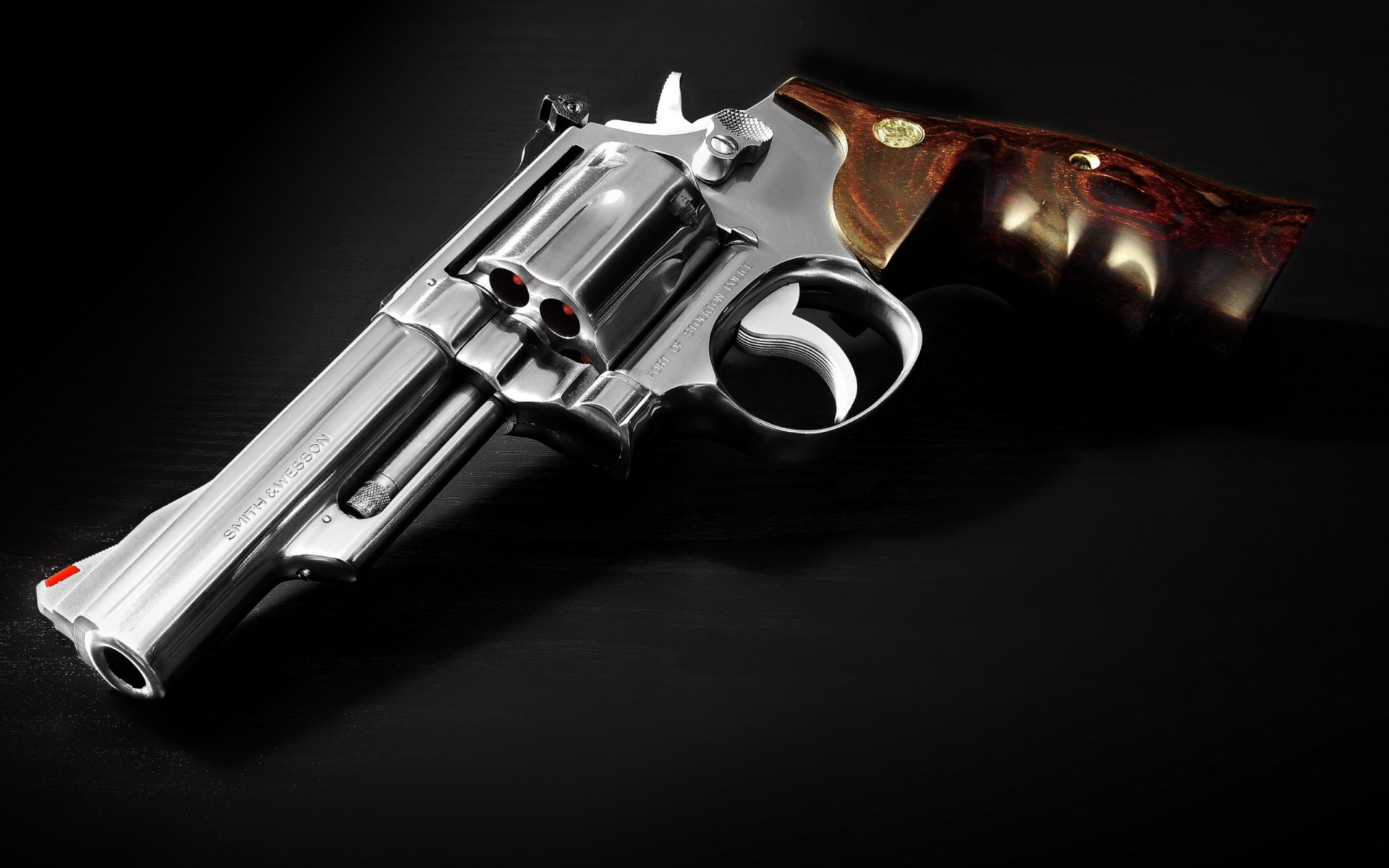 arma revolver s & w sfondo