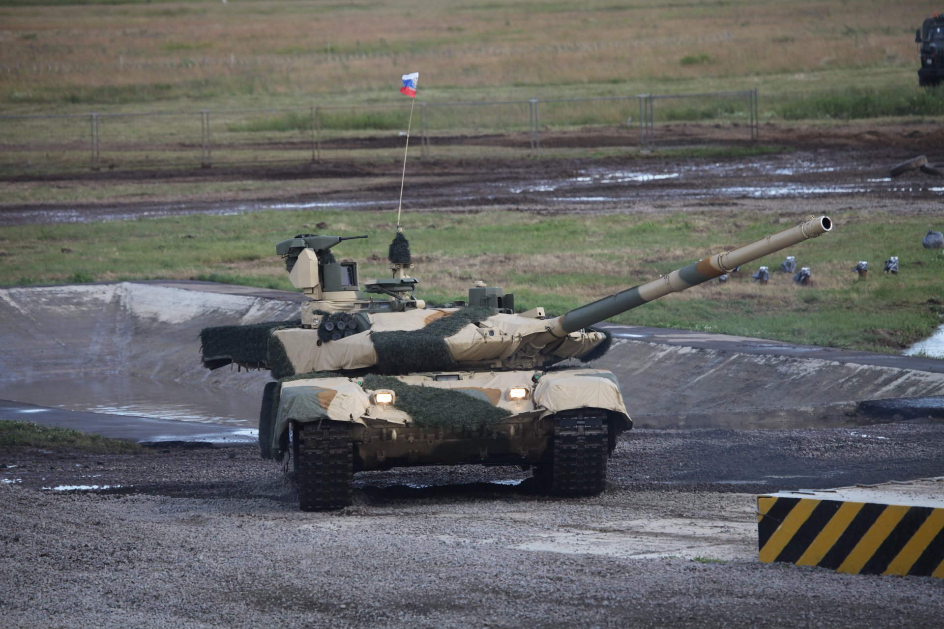 t-90ms obt réservoir forces armées russes