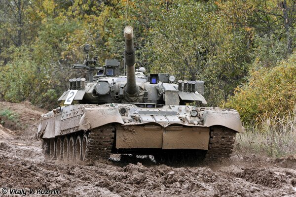 Russian Armed Forces. The T80 tank. In the forest