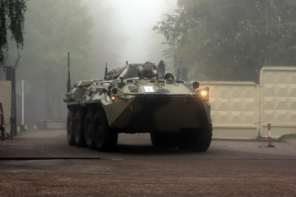 Movimiento del tanque en la parte de niebla