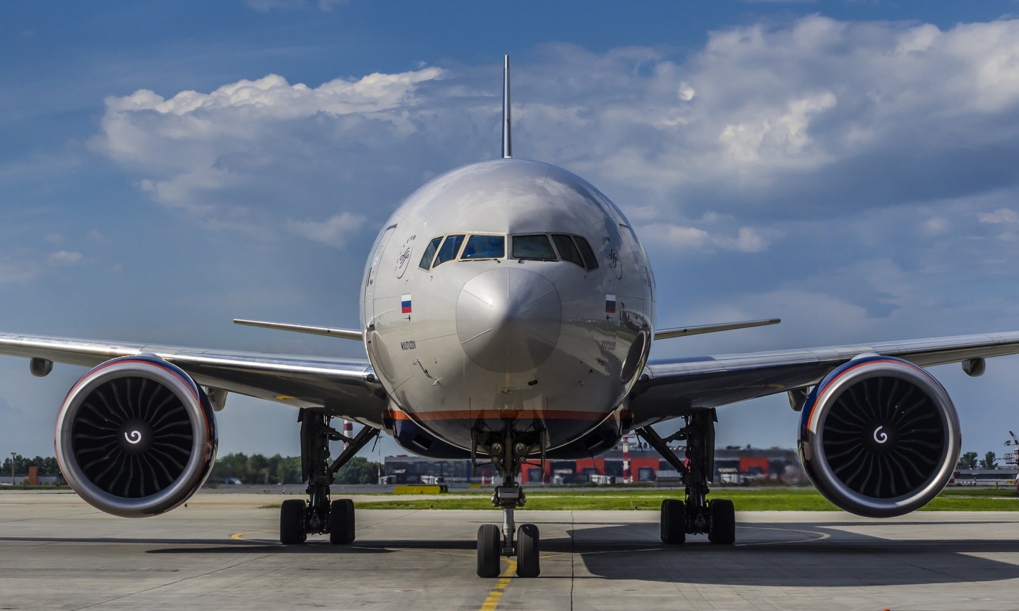 aeroflot boeing b-777 er samolot pasażerski lotnisko skrzydła turbiny