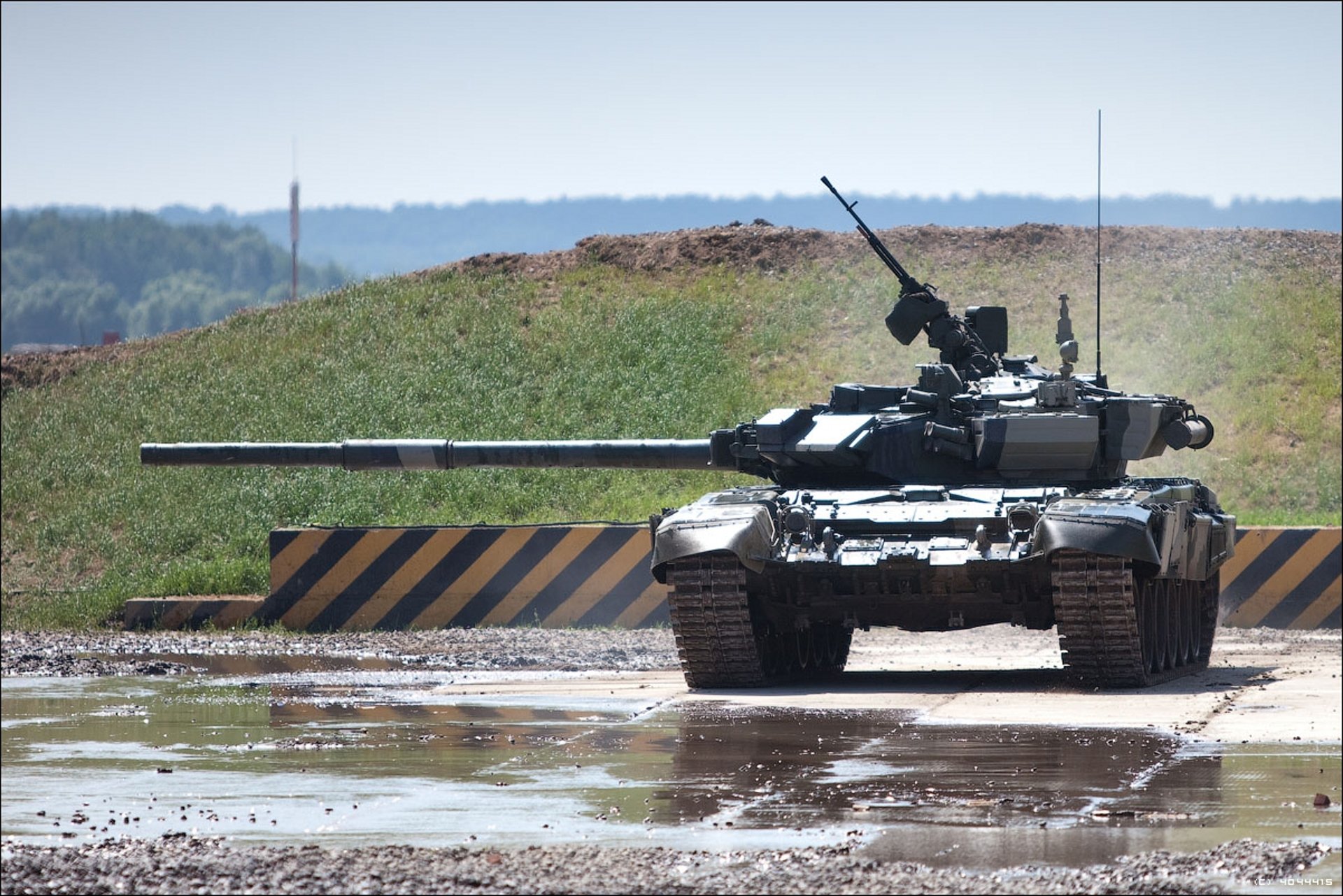 t-90 russie fierté char force