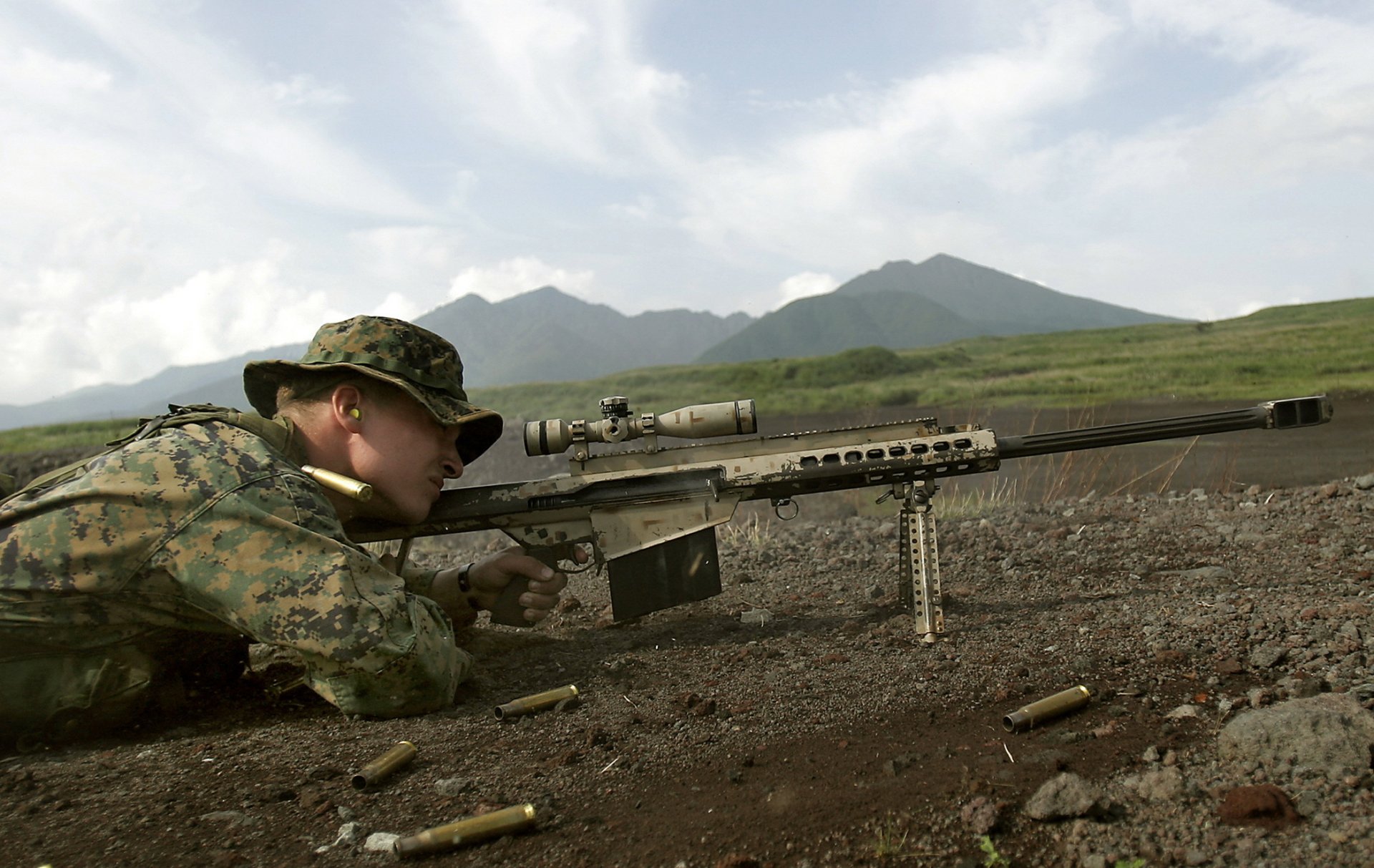 scharfschütze gewehr zielfernrohr barrett