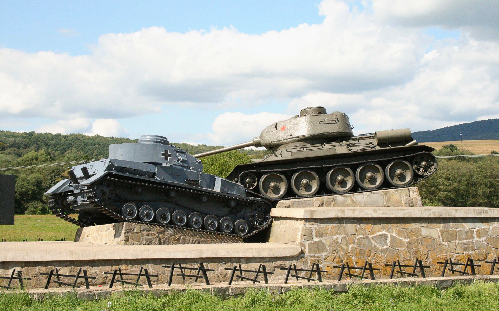 tanque t-34 monumento