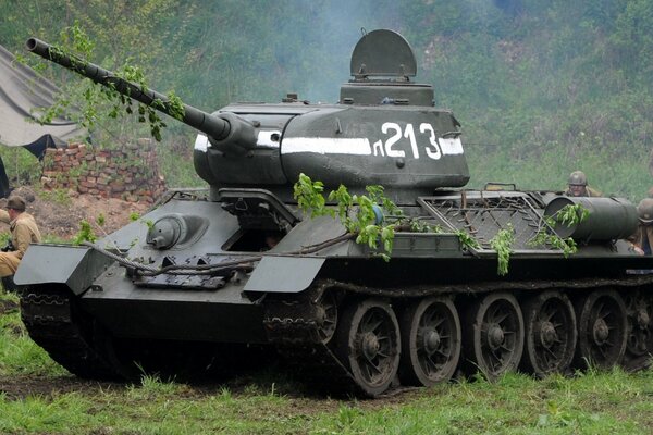 El tanque T-34 durante la victoria en la segunda guerra mundial