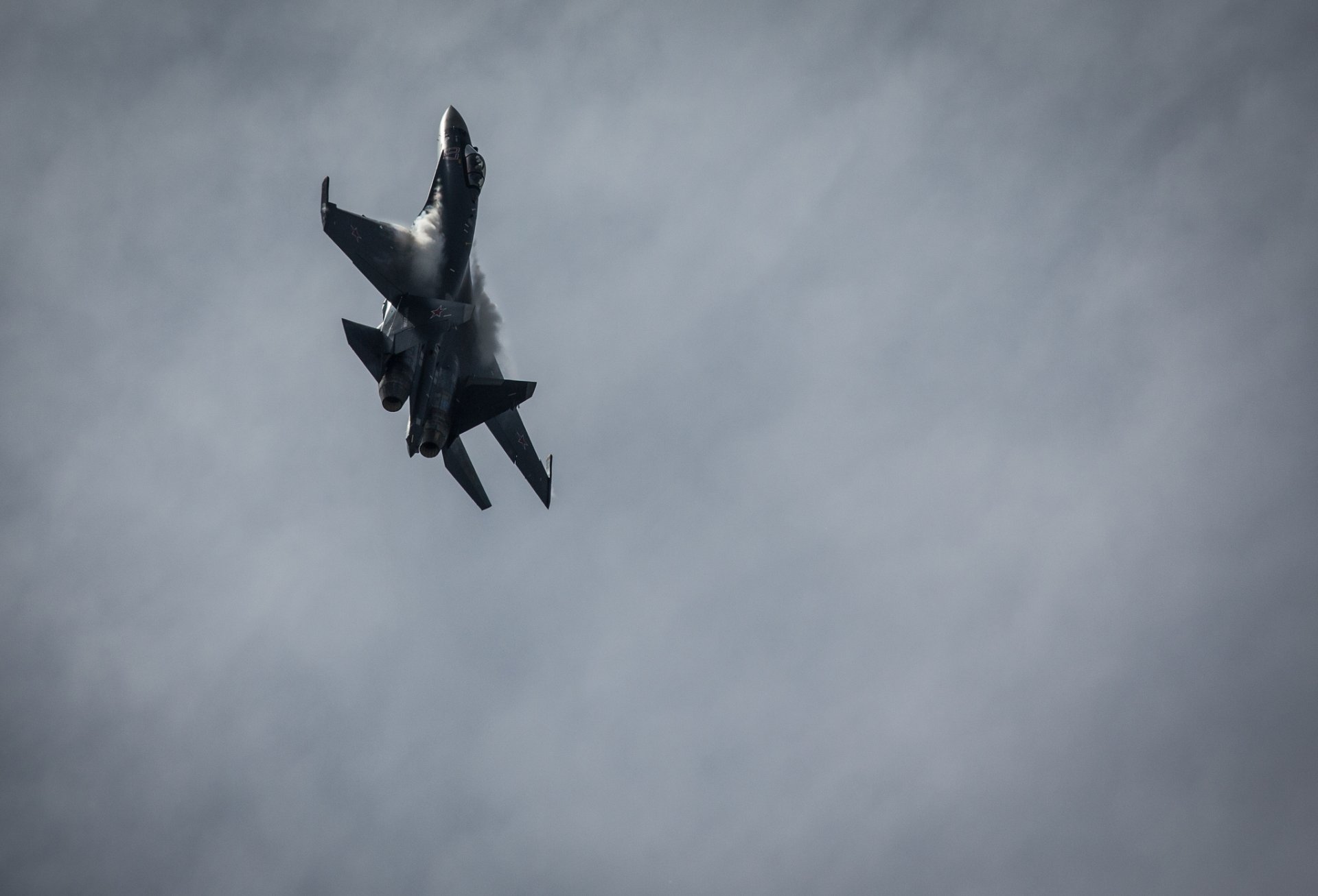 su-35 jet multipropósito caza vuelo