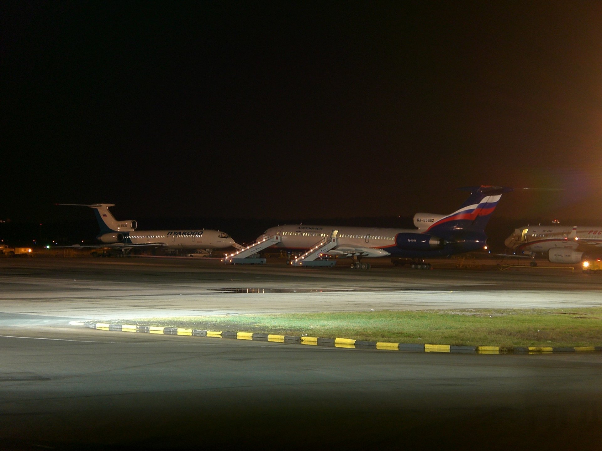 tupolew tu-154 aeroflot rosja lotnisko pułkowo