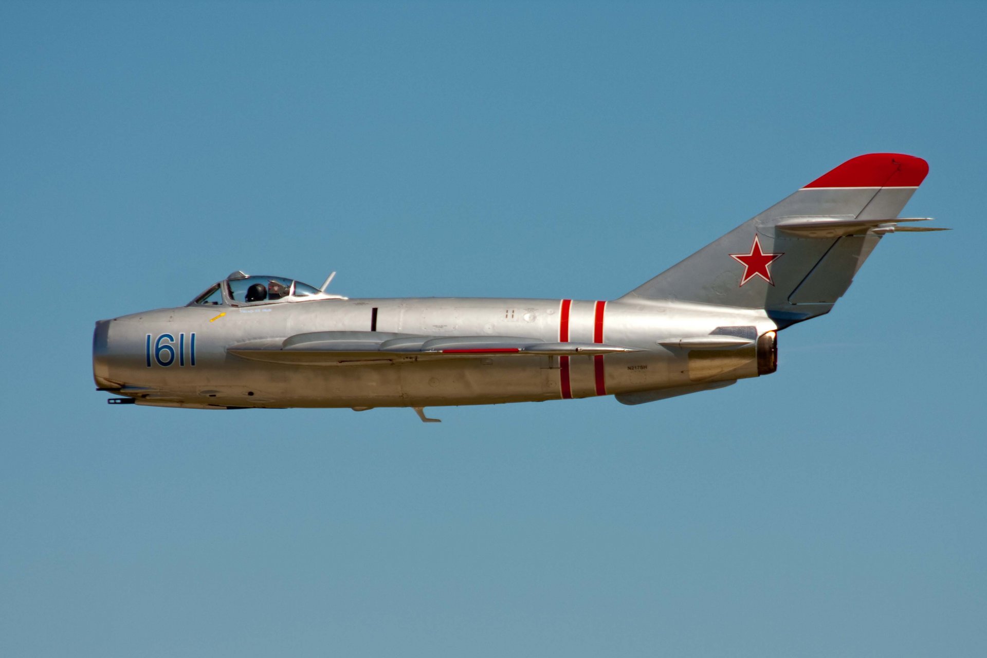 mig-15 soviético caza vuelo