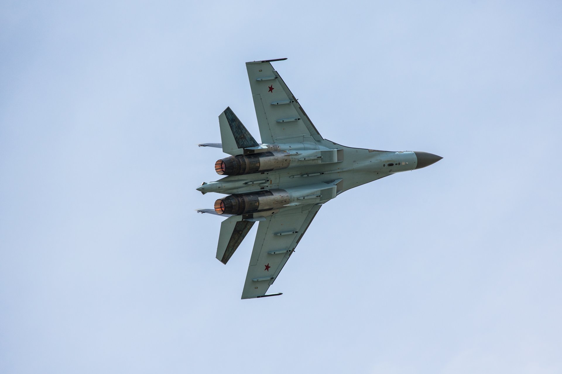 su-35 jet súper maniobrable multipropósito caza