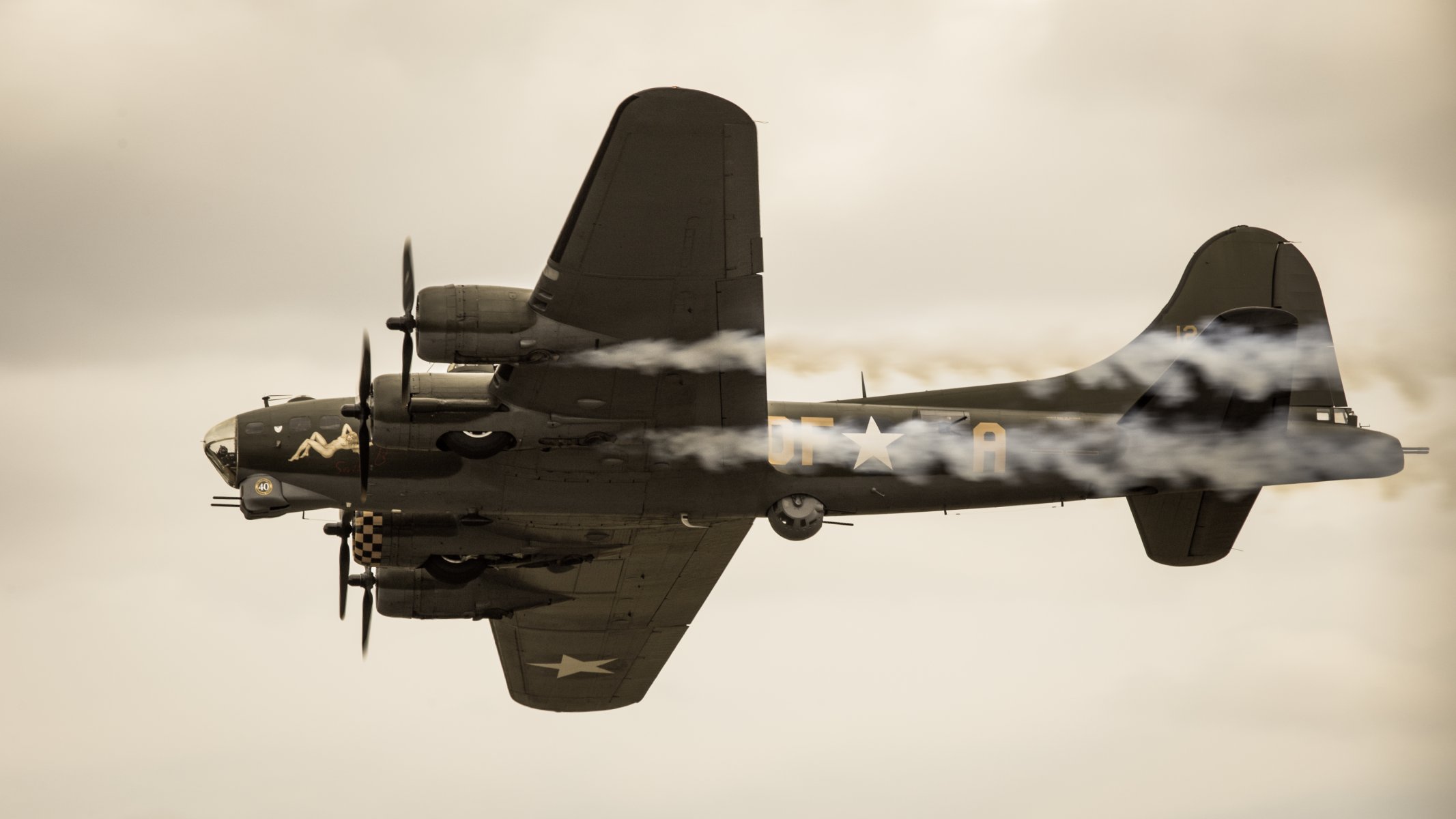 boeing b-17 fortezza volante fortezza volante pesante quadrimotore bombardiere