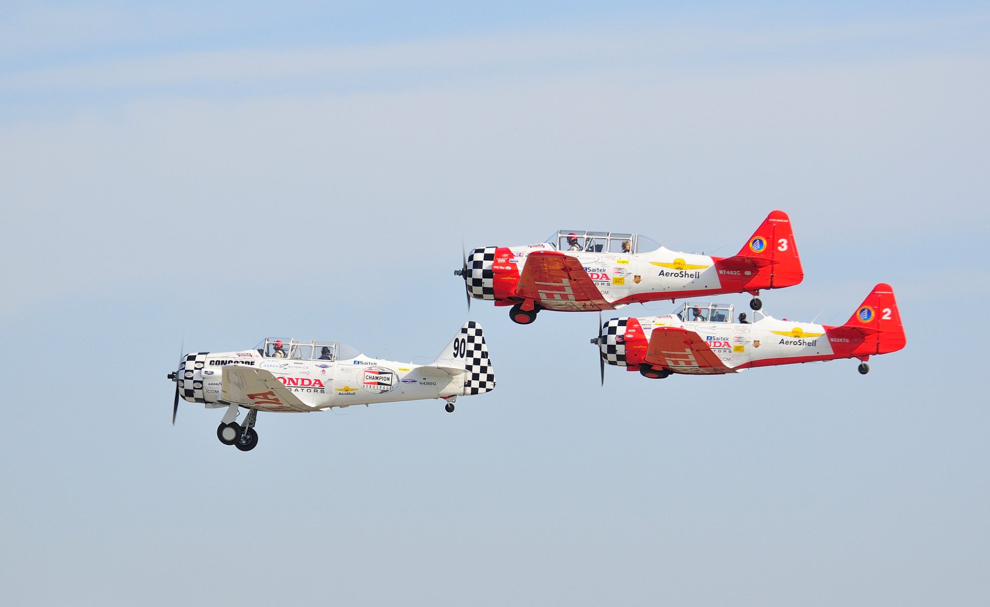 himmel wolken flugzeug doppeldecker glied parade retro