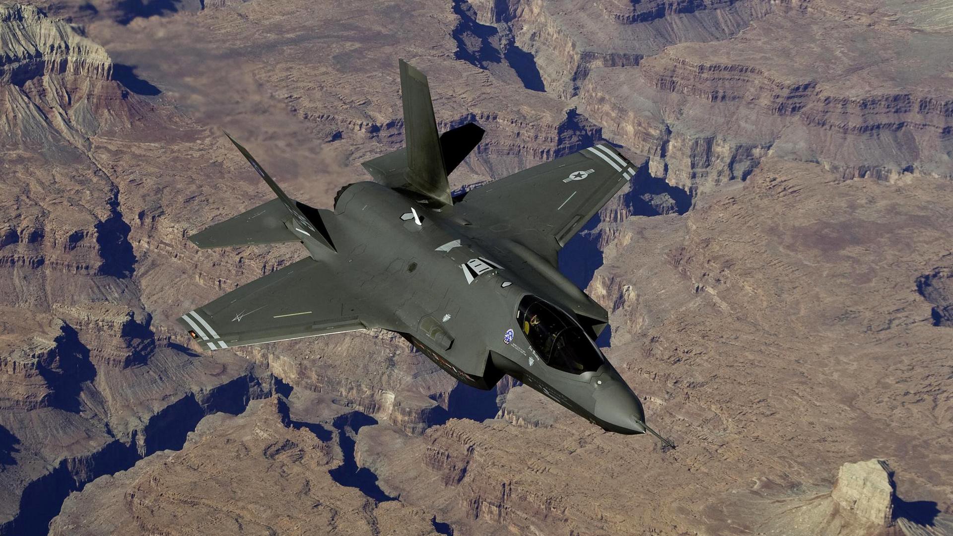 f-35 fighter plane landscape