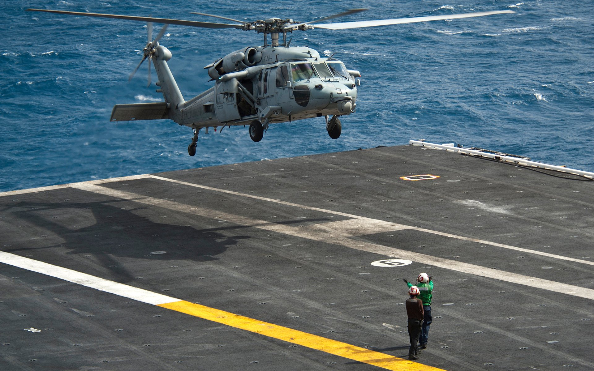 sikorski uh-60 black hawk black hawk helikopter lotniskowiec morze lądowanie