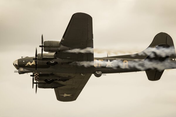 Der viermotorige Boing B-17-Bomber alias Flying Fortress