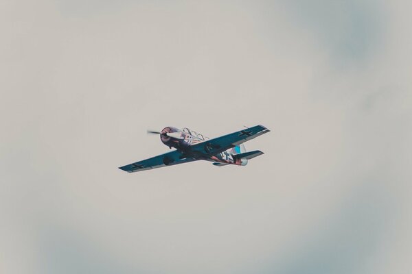 ¡Orgullo de la nación! Ganador de la segunda guerra mundial, avión Yak-52