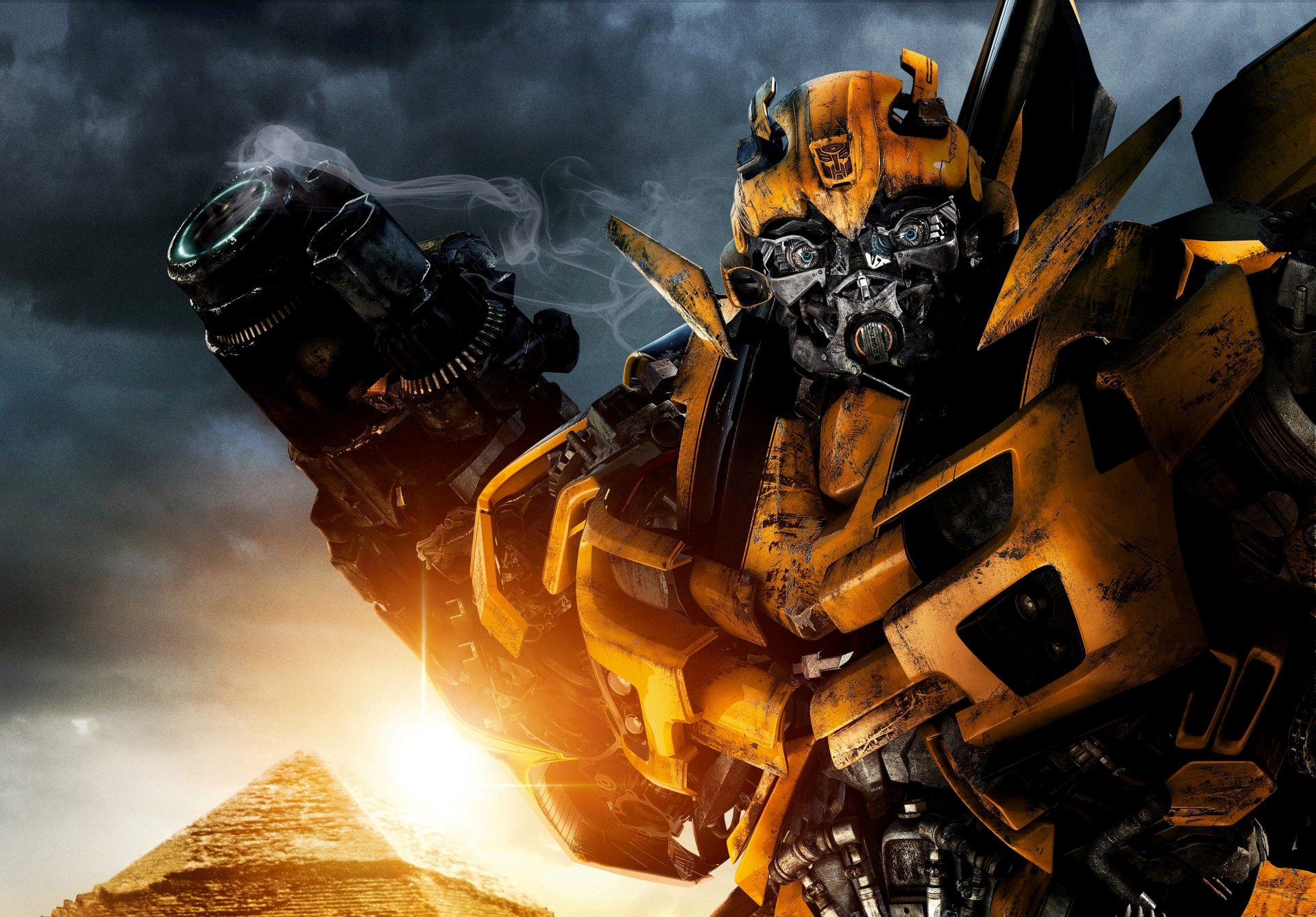 transformers 2 rache der gefallenen film michael bay hummel camaro transformers bumblebee autobot roboter waffen pyramide ägypten himmel sonne fantasy