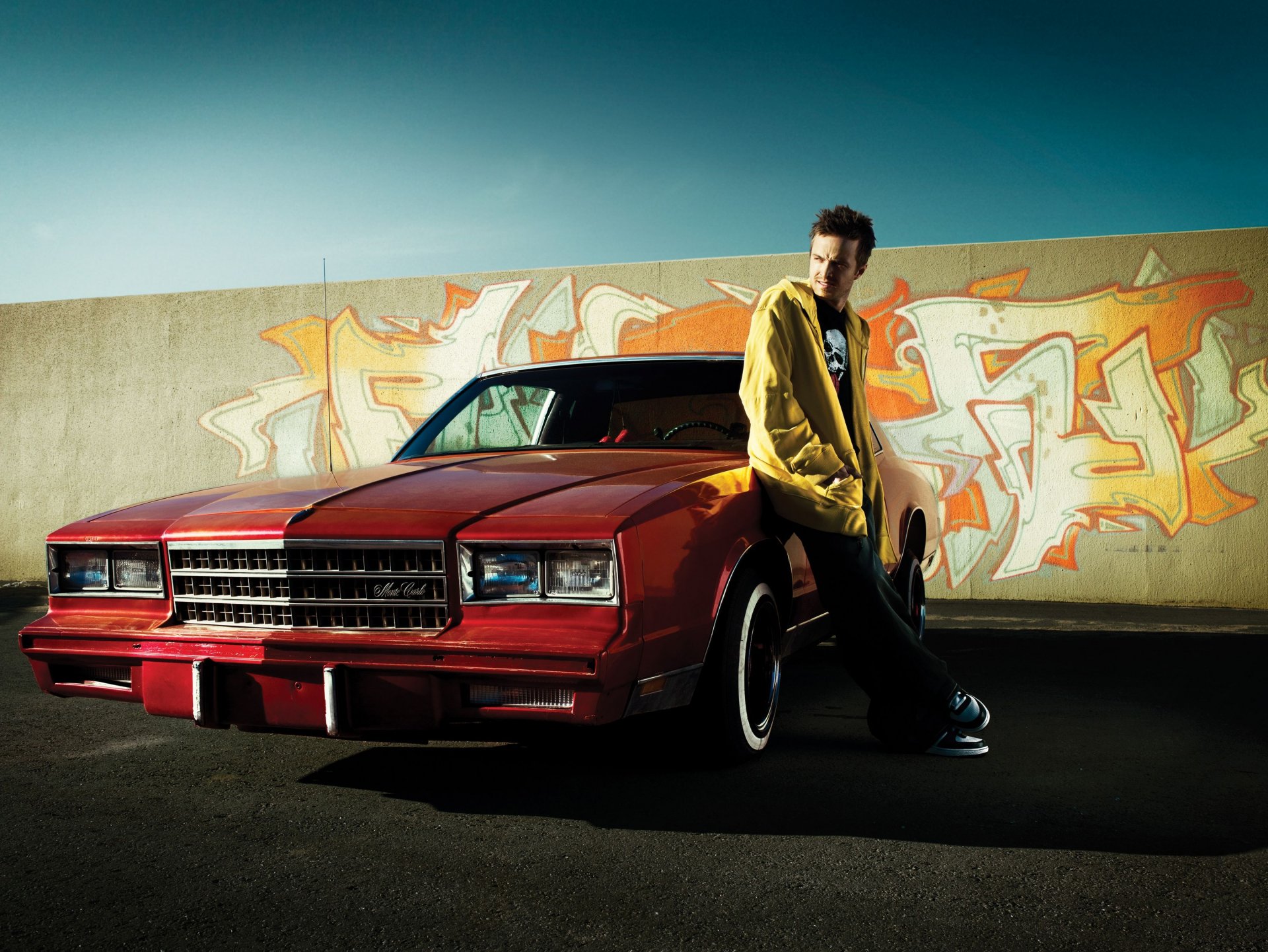 breaking bad breaking bad tv series jesse pinkman jesse pinkman aaron paul chevrolet monte carlo 1988 red wheelbarrow car classic graffiti brba