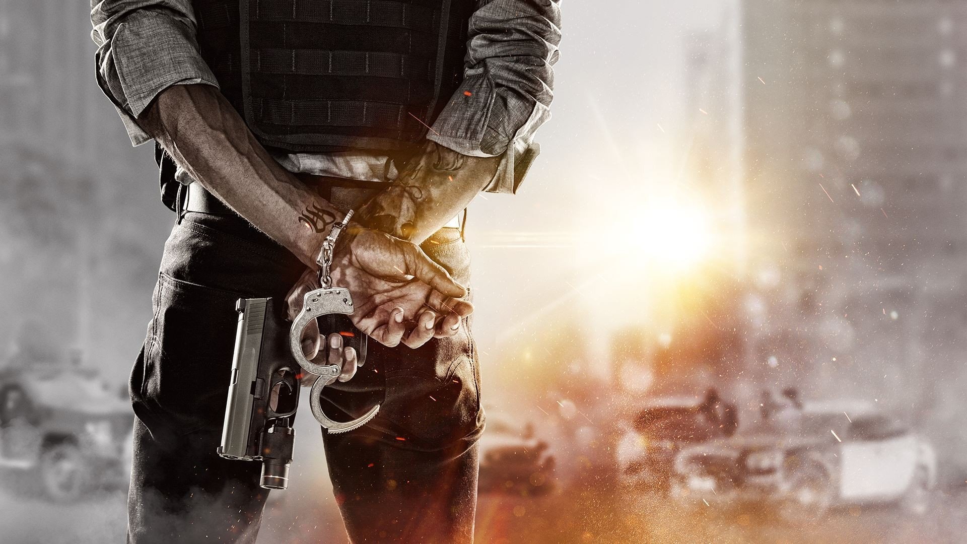 battlefield : hardline visceral games electronic arts waffen polizist licht auto handschellen kugelsichere weste tattoo zu hause