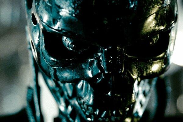 La cabeza de Terminator de la película