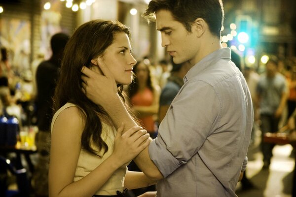 Edward Cullen and Bella Swan Twilight