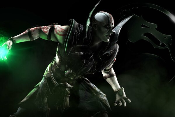 Der Charakter des Spiels Mortal Kombat Kuan Chi ist mit Magie aufgeladen, während er auf einen tödlichen Kampf wartet