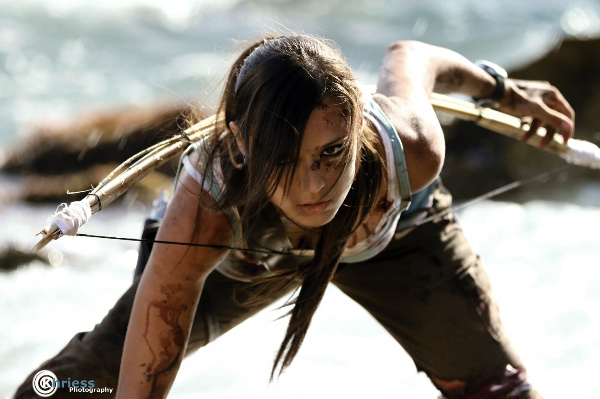 charlie brusseau cosplay lara croft tomb raider mädchen blick gesicht profil haare