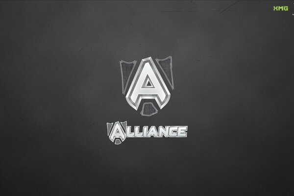 Logo alliance-esthétique sur fond noir