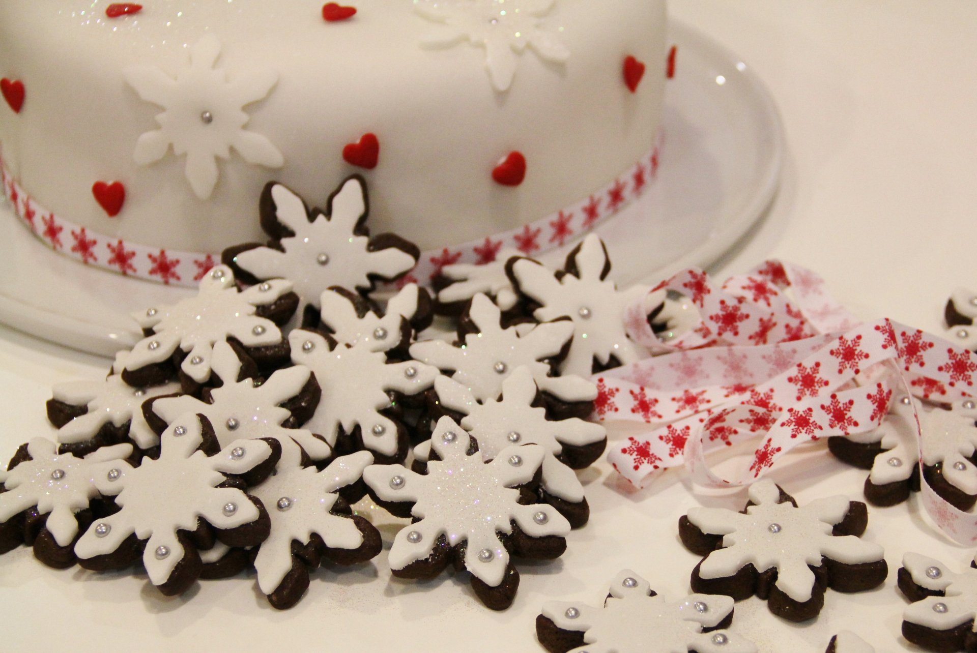 bewirtung essen schneeflocken kekse weihnachten weiß schön festlich neujahr kuchen band herzen neues jahr urlaub