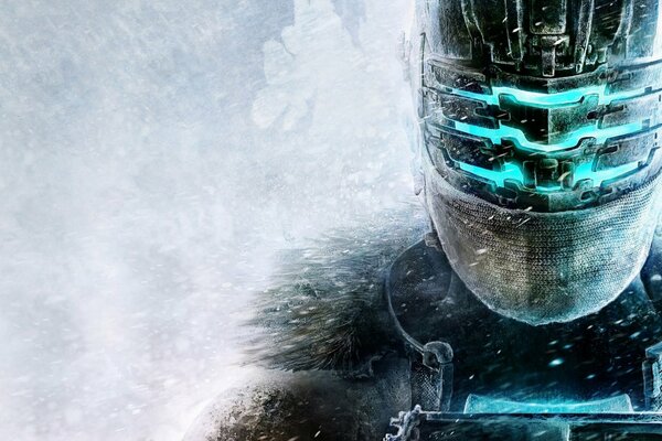 Hombre con casco solicitado por la nieve