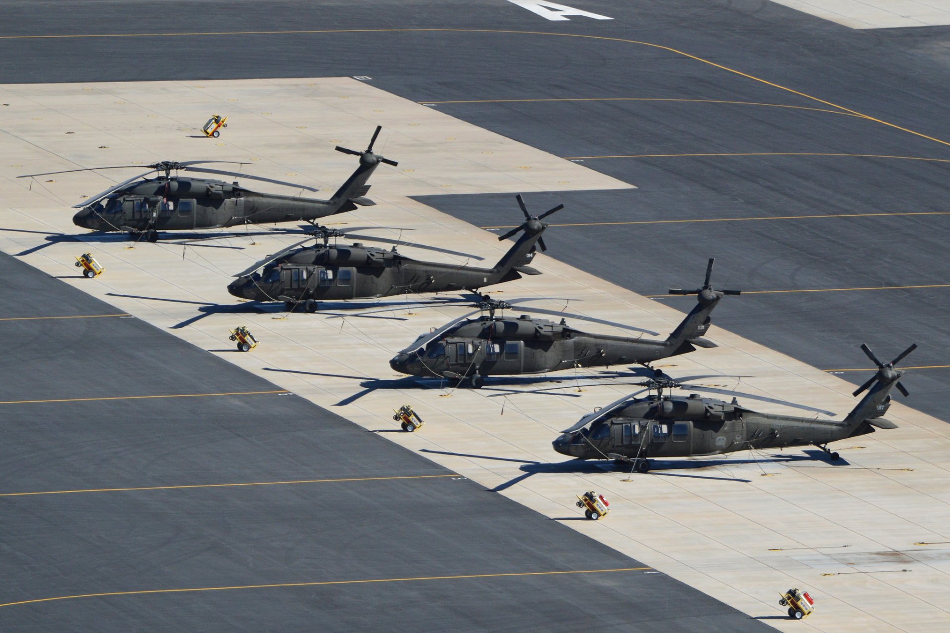 uh-60a black hawk black hawk mehrzweck flugplatz