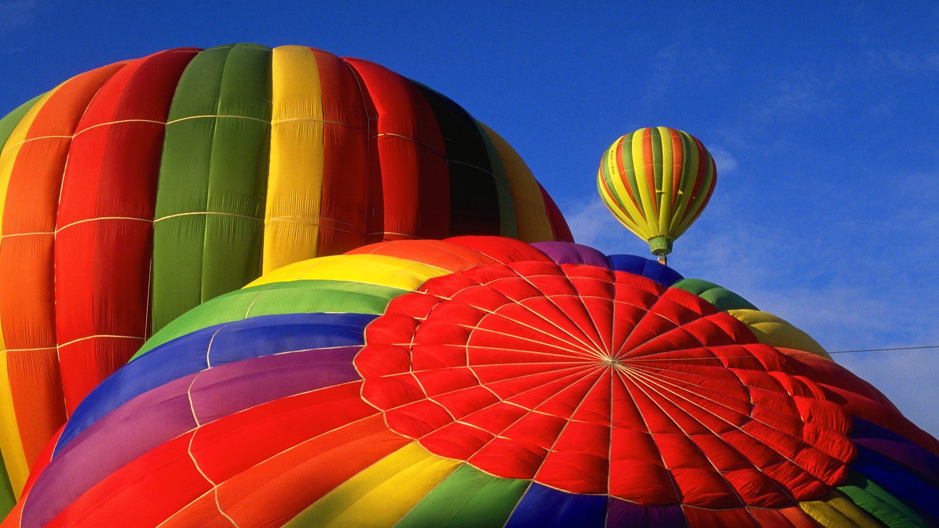 himmel fliegen ballon farbe streifen