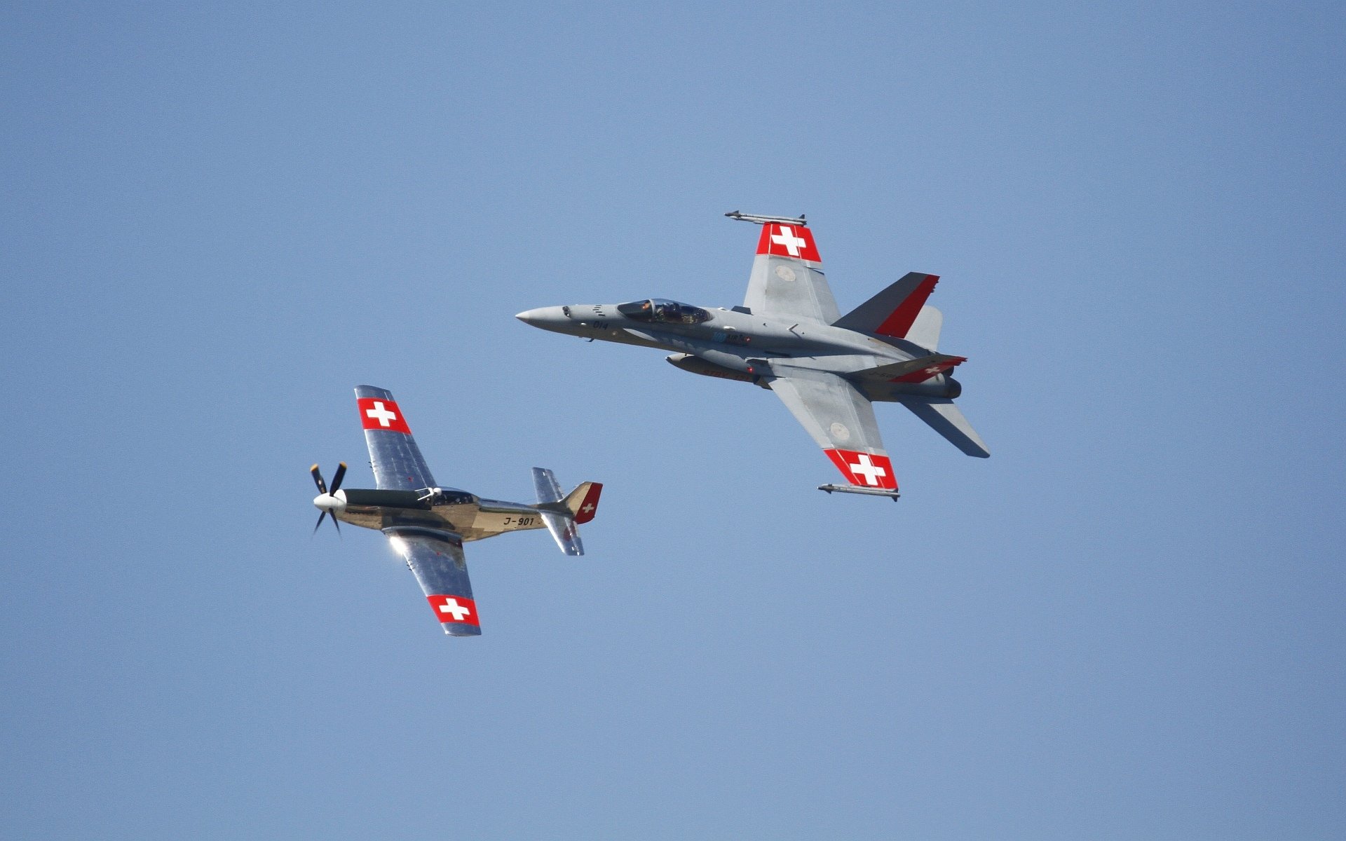 fa-18 calabrone r-51 mustang caccia volo