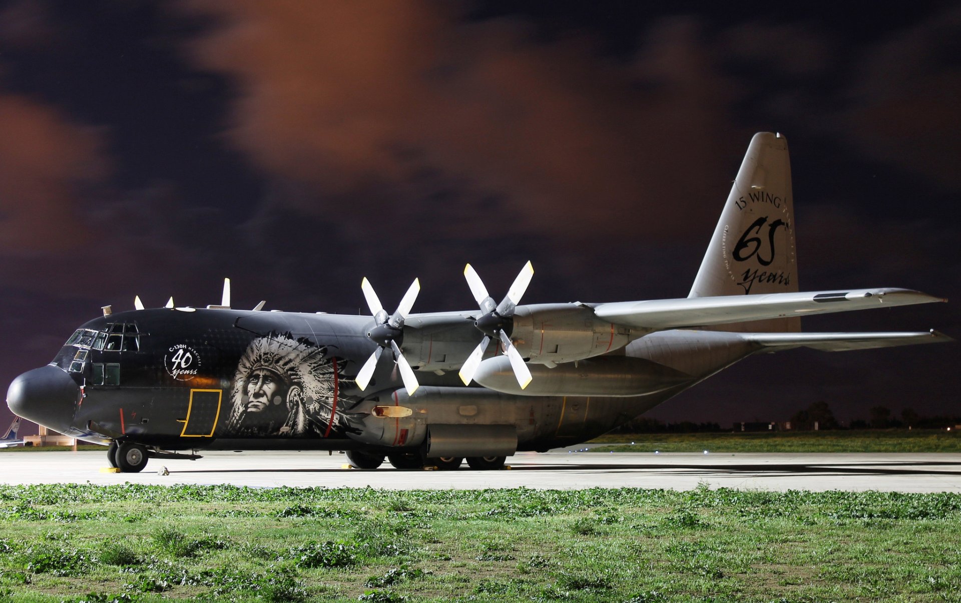 c-130 ch-13 militär-transport flugzeug flugplatz