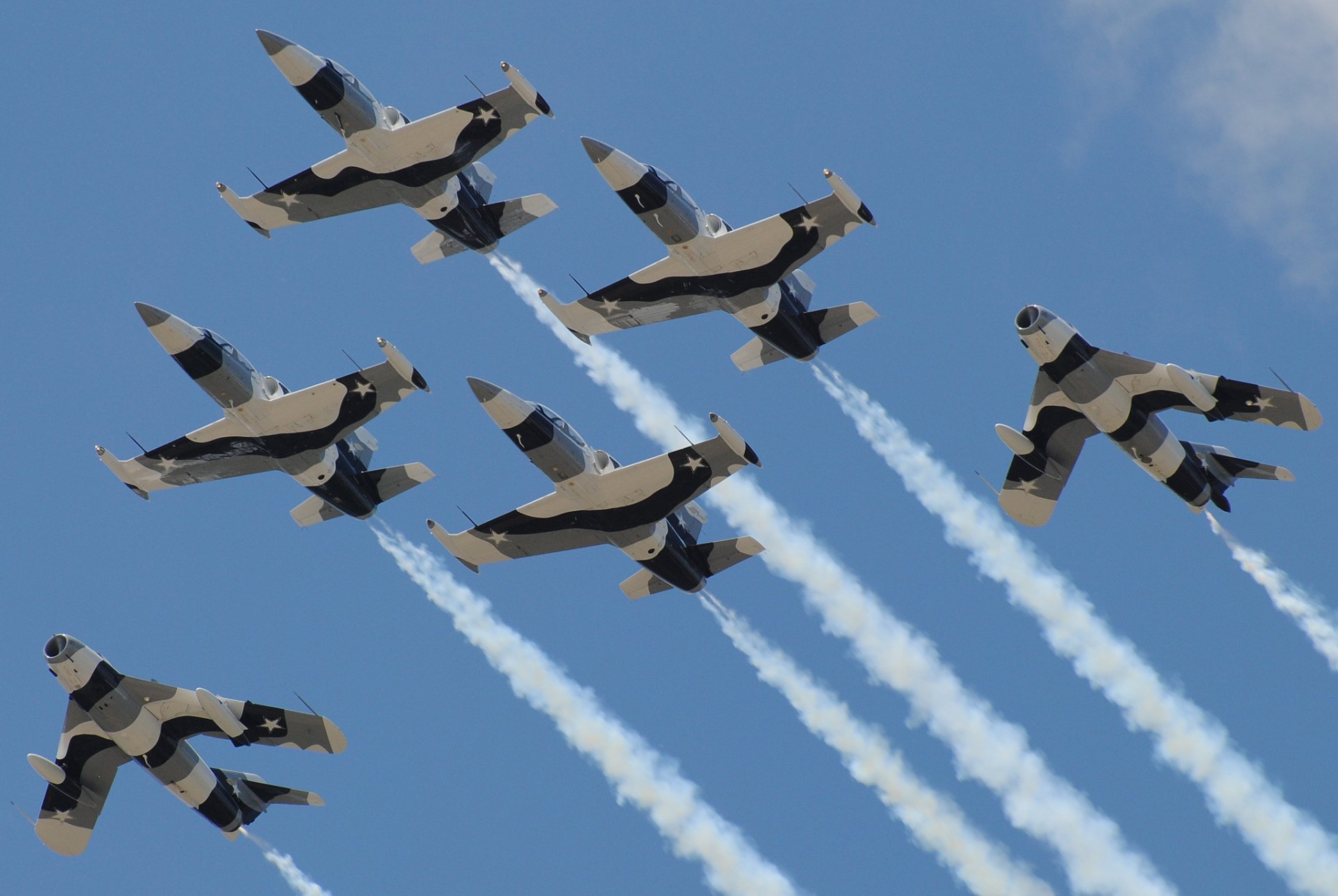 aero l-39 mig 17 planes aviation airshow