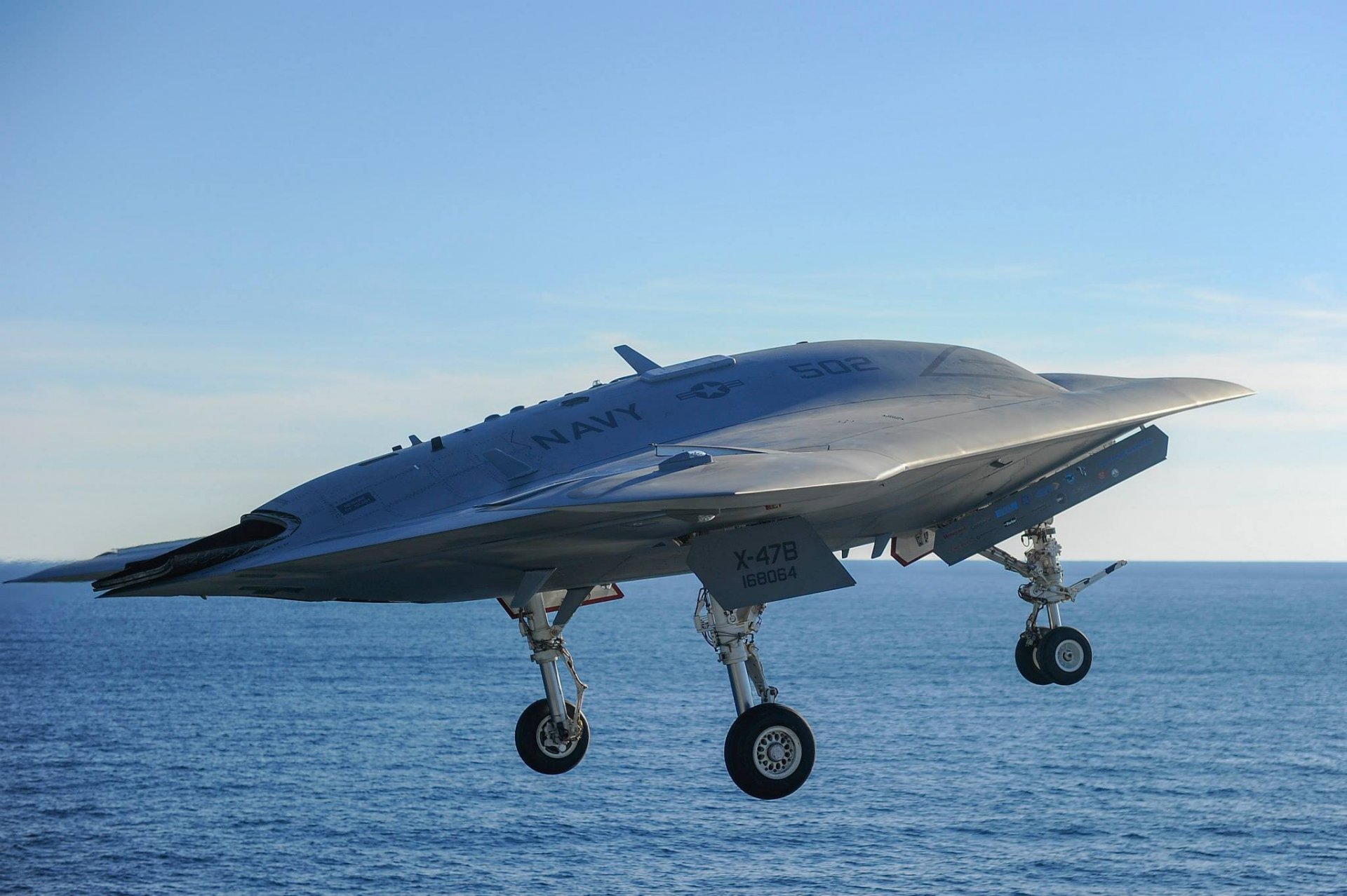 x-47b northrop grumman drone battle aircraft the device off