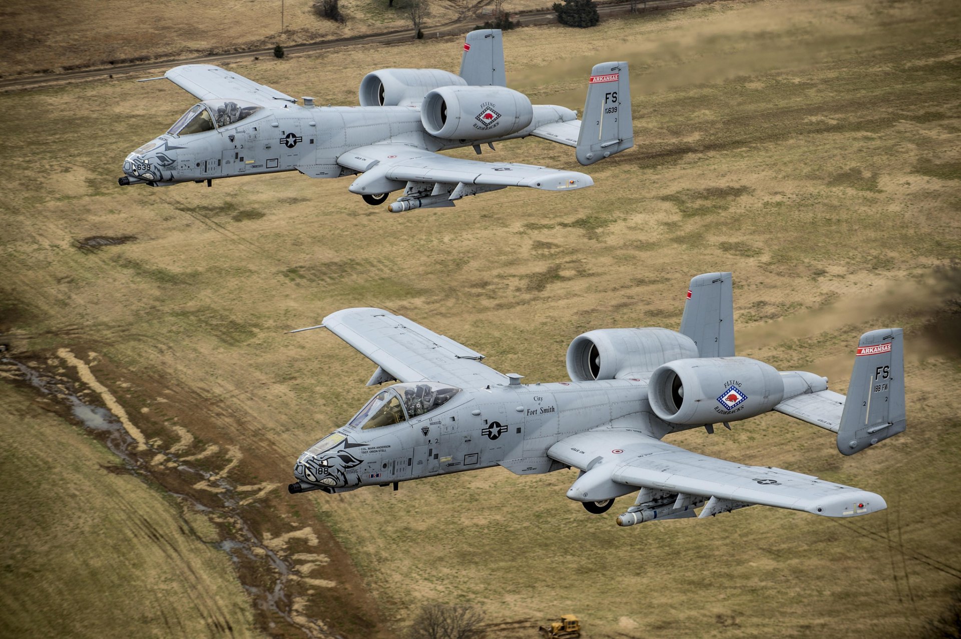 a-10 thunderbolt ii thunderbolt ii stormtroopers vapor tierra