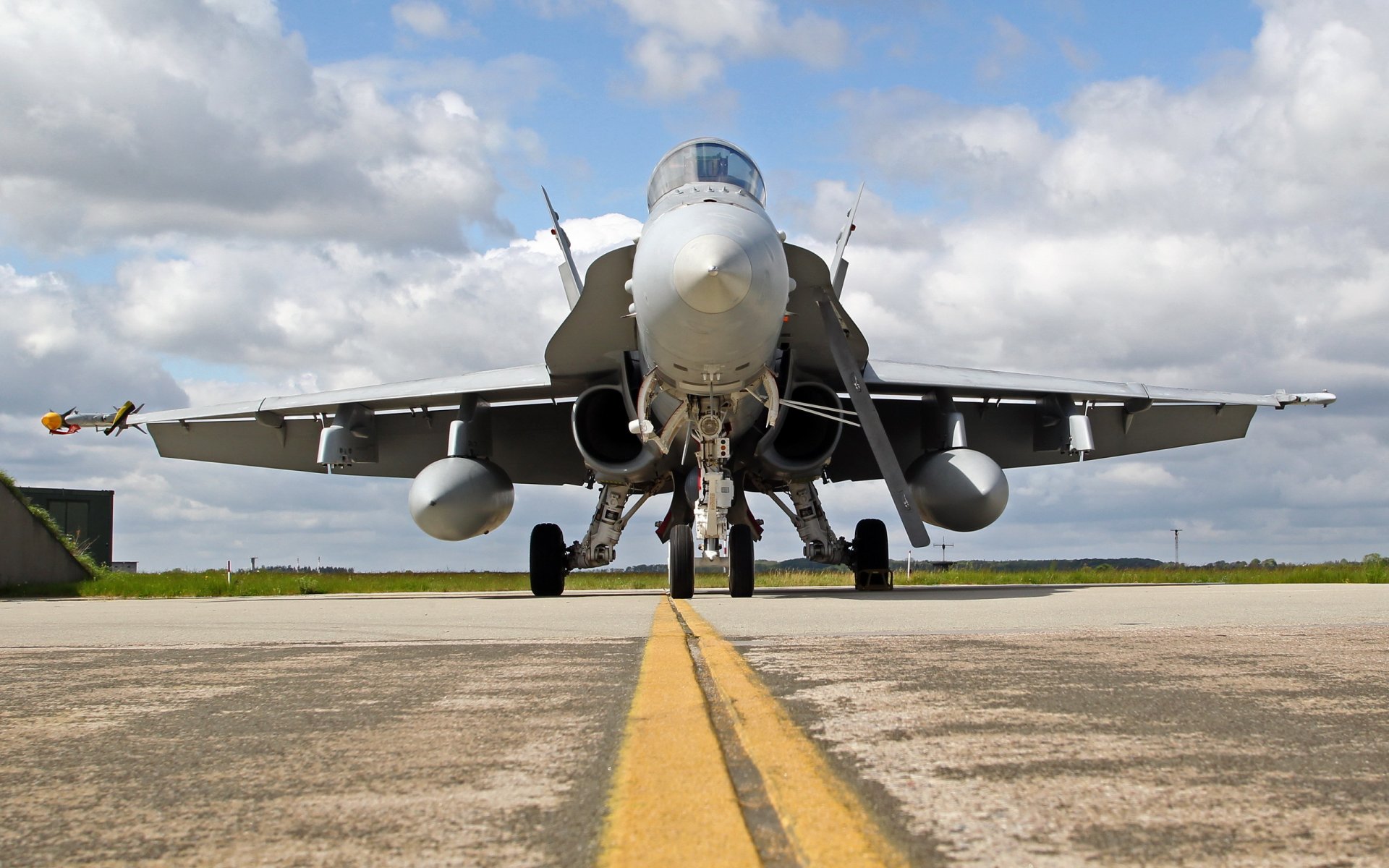 fa-18c corno aereo arma