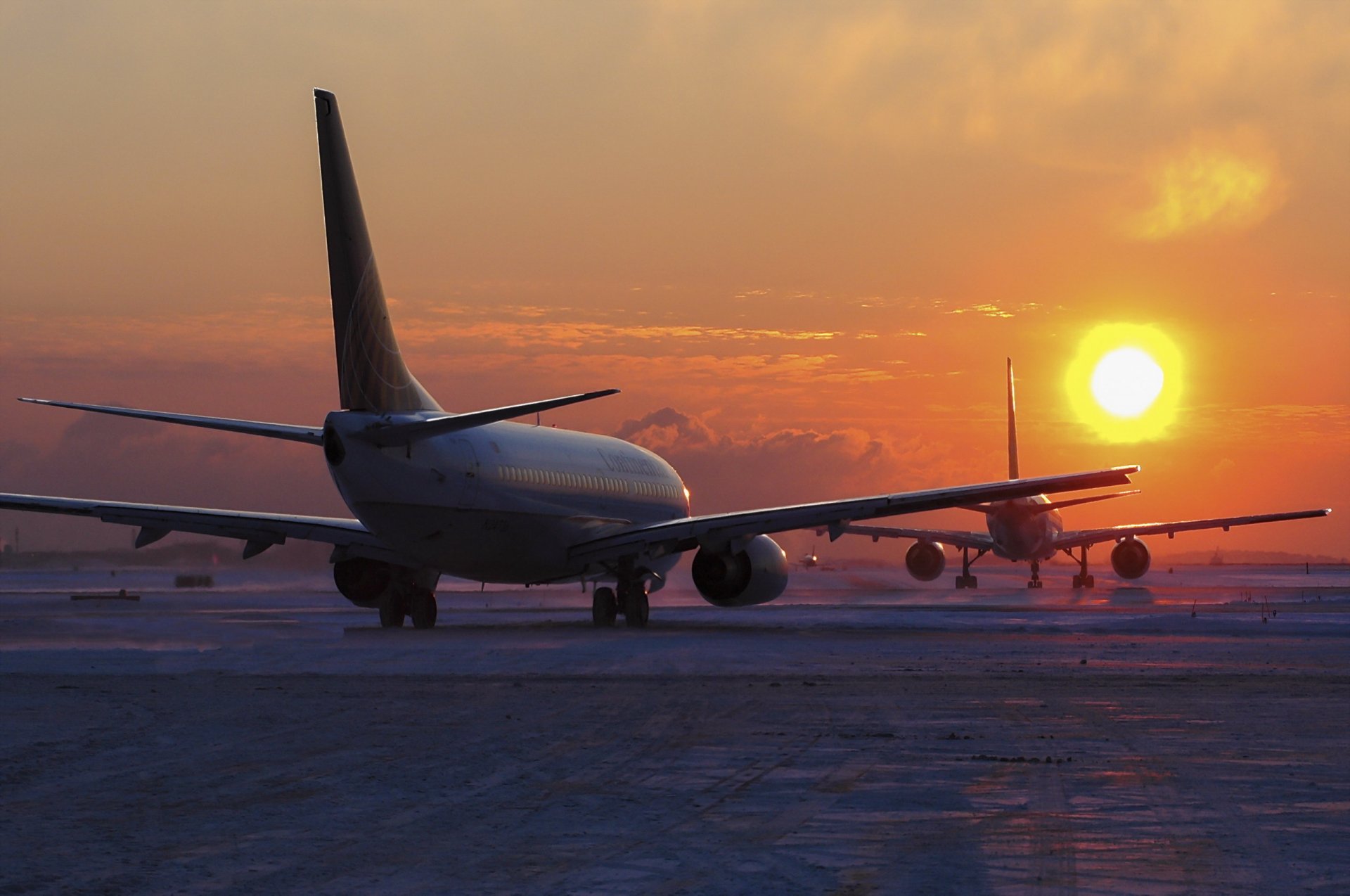 coucher de soleil aéroport