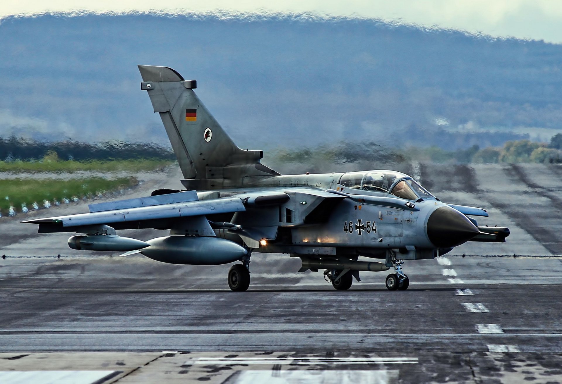 panavia tornado tedesco caccia bombardiere campo d aviazione